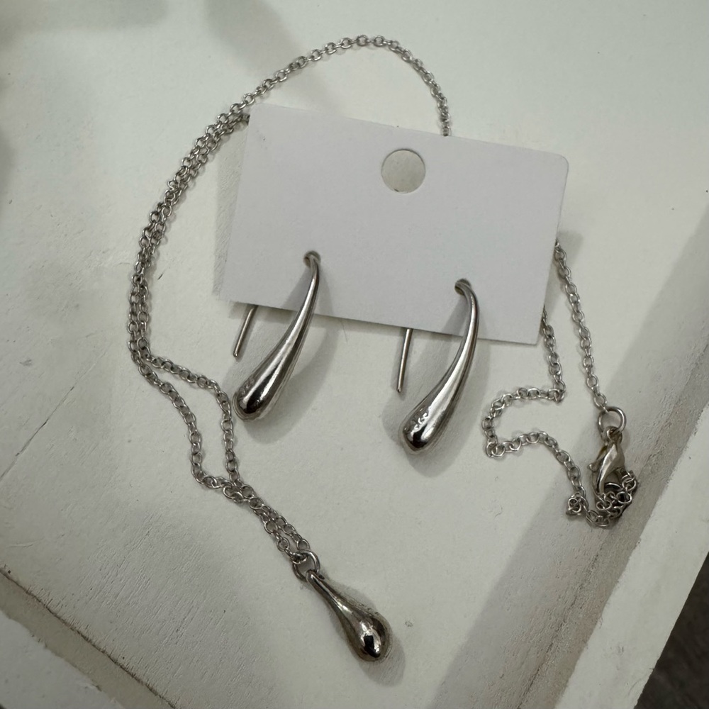 Delicate Silver Teadrop Earring and Necklace set